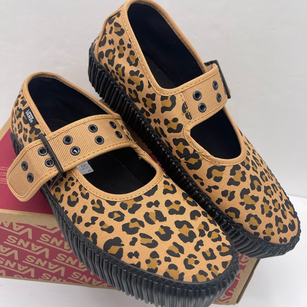 Vans WMNS Mary Jane Creeper
Grunge Core Leopard Platform Sneakers 
VN000D07LPR - Picture 7 of 16